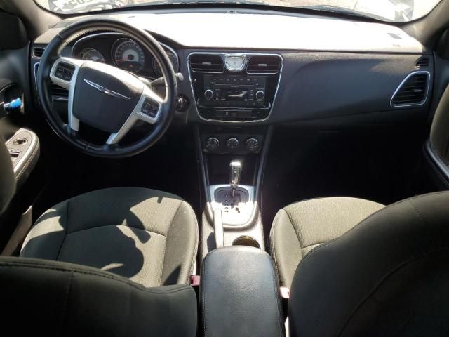 2011 Chrysler 200 Touring