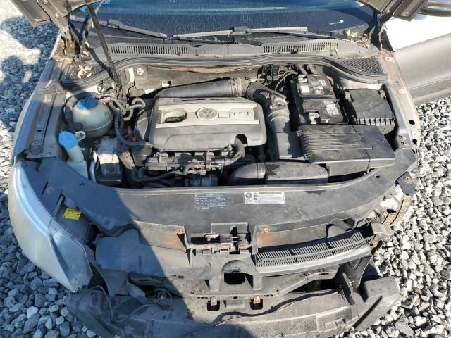 2010 Volkswagen CC Sport