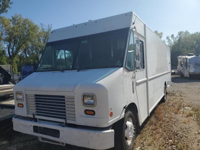 2013 Ford F59
