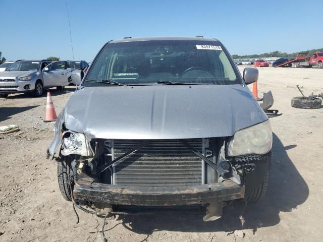 2013 Chrysler Town & Country Touring