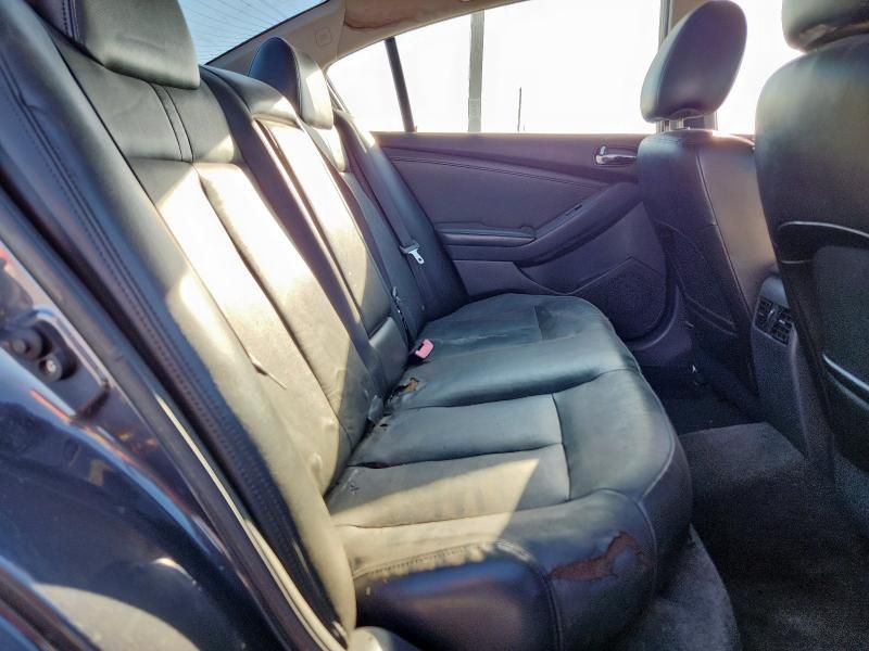 2012 Nissan Altima Base
