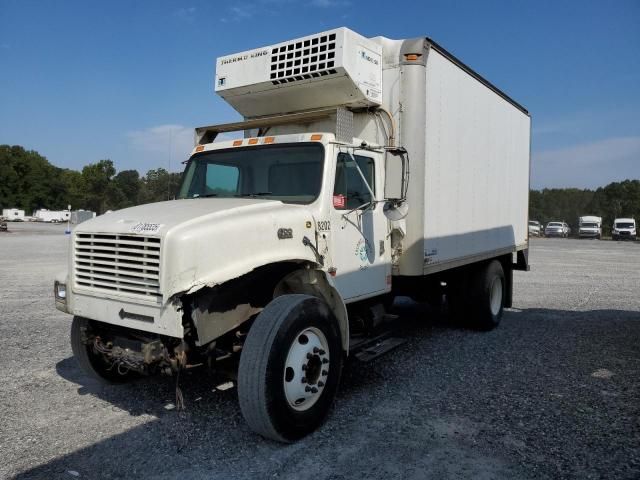 2001 International 4000 4700