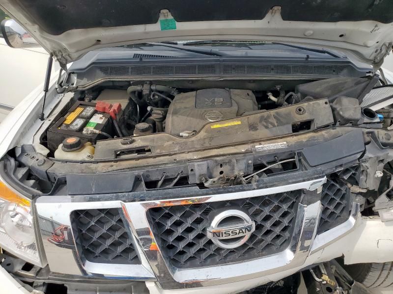 2011 Nissan Armada SV