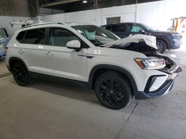 2022 Volkswagen Taos SE IQ Drive