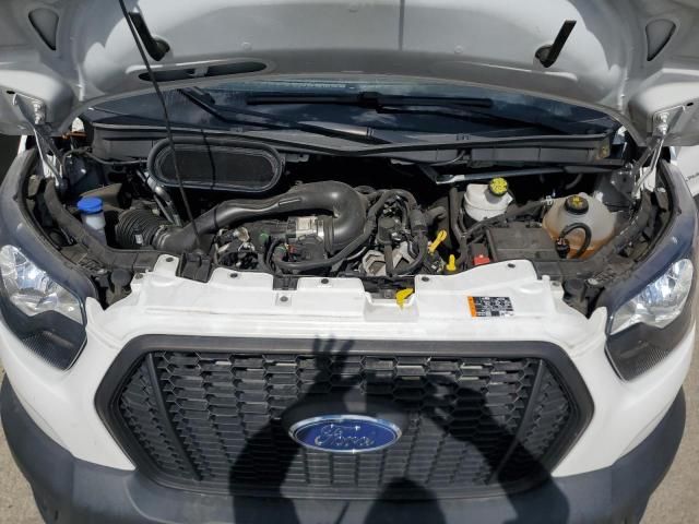 2022 Ford Transit Cutaway T-35