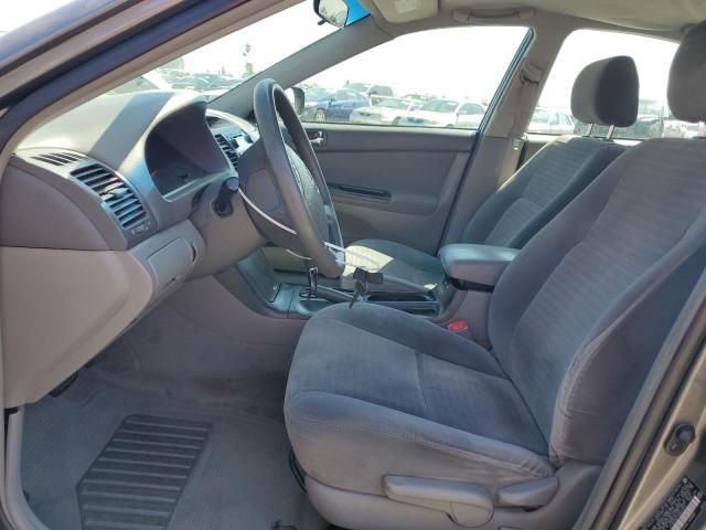 2005 Toyota Camry LE