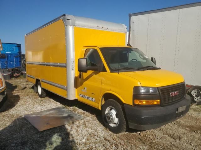 2018 GMC Savana Cutaway G3500