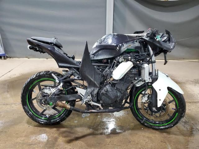 2010 Kawasaki EX250 J en venta en Columbia Station, OH