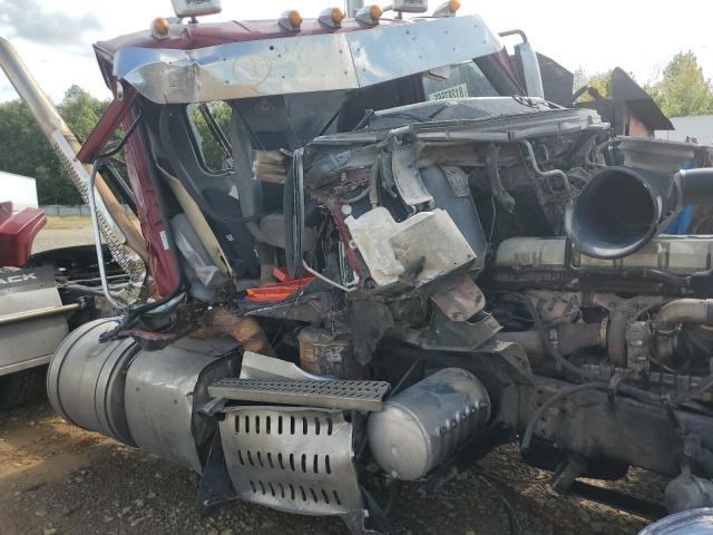 2016 Mack CHU613 Semi Truck