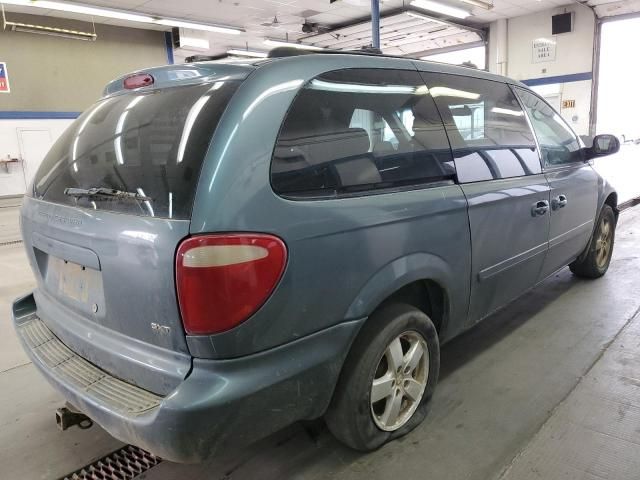 2005 Dodge Grand Caravan SXT