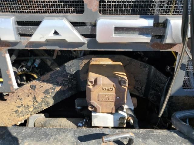 2017 Mack MRU600 Refuse Truck