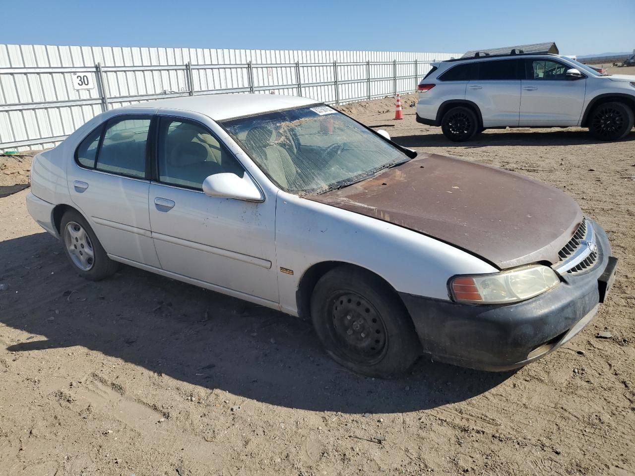 2001 Nissan Altima xe