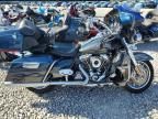 2010 Harley-Davidson FLHTCUSE5