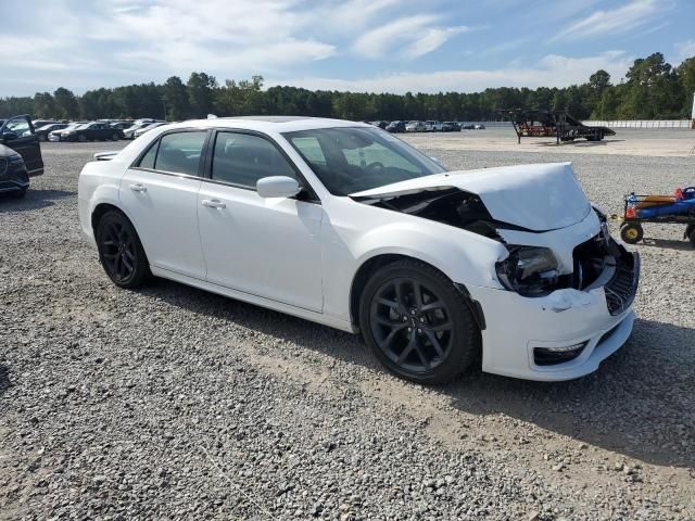 2017 Chrysler 300 S