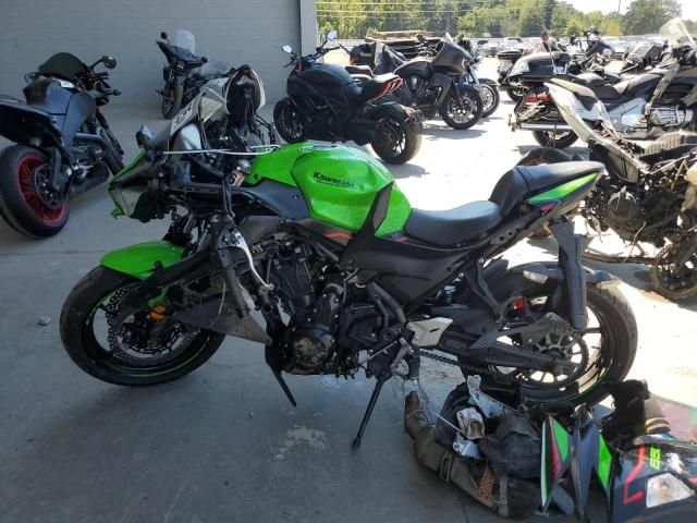 2022 Kawasaki EX650 N