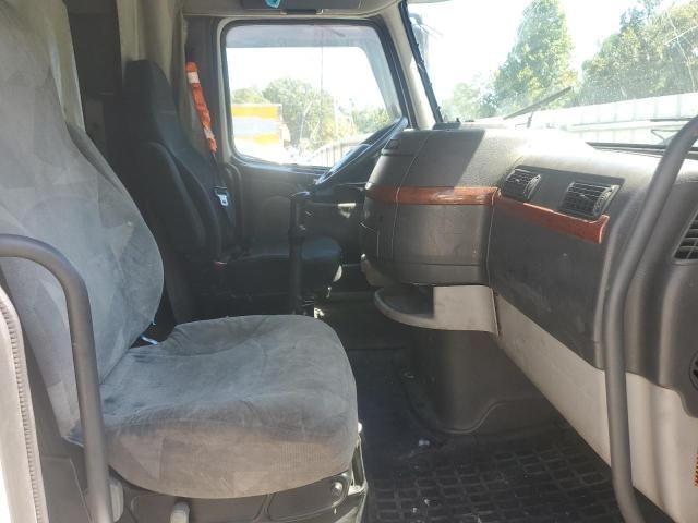 2009 Volvo VNL Semi Truck