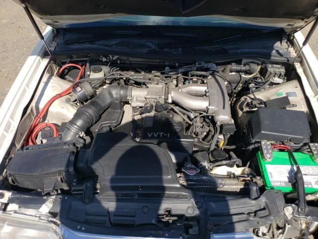 1995 Toyota Crown XLE