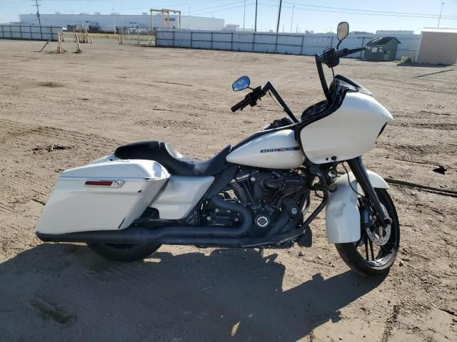 2018 Harley-Davidson Fltrxs Road Glide Special