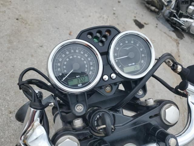 2015 Moto Guzzi V7 Classic