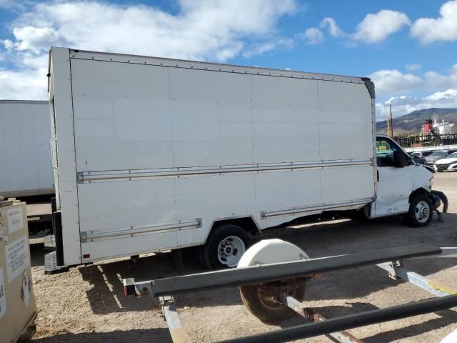 2023 GMC Savana CUT-Expeditor Truck