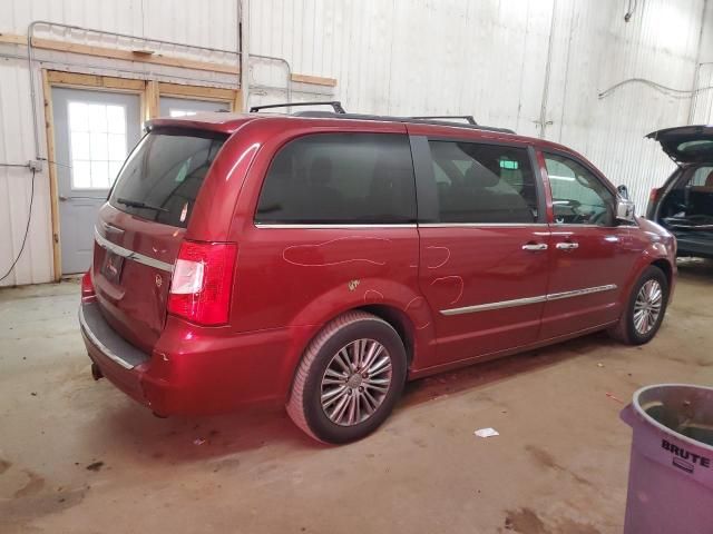 2014 Chrysler Town & Country Touring L