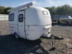 1989 Scamp 16' Standa