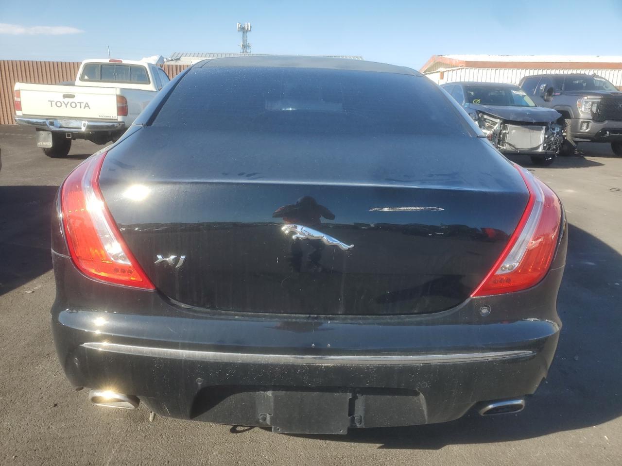 2012 Jaguar XJ