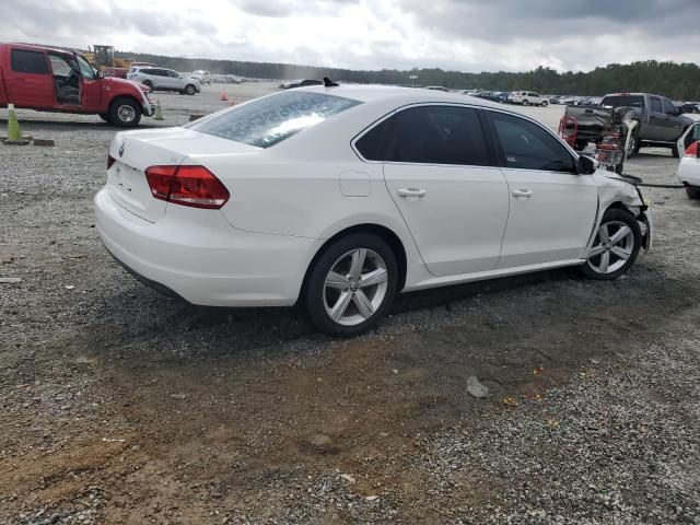 2014 Volkswagen Passat SE