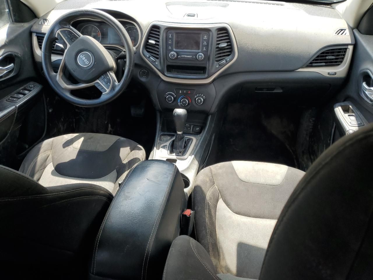 2016 Jeep Cherokee Sport