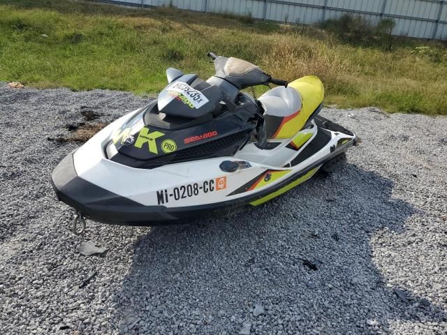 2014 Sea Doo WAKEPRO215