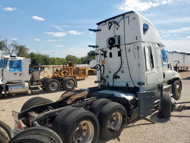 2015 Freightliner Cascadia 125