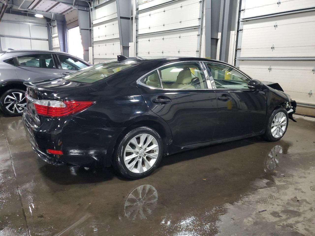 2015 Lexus Es 300h Base