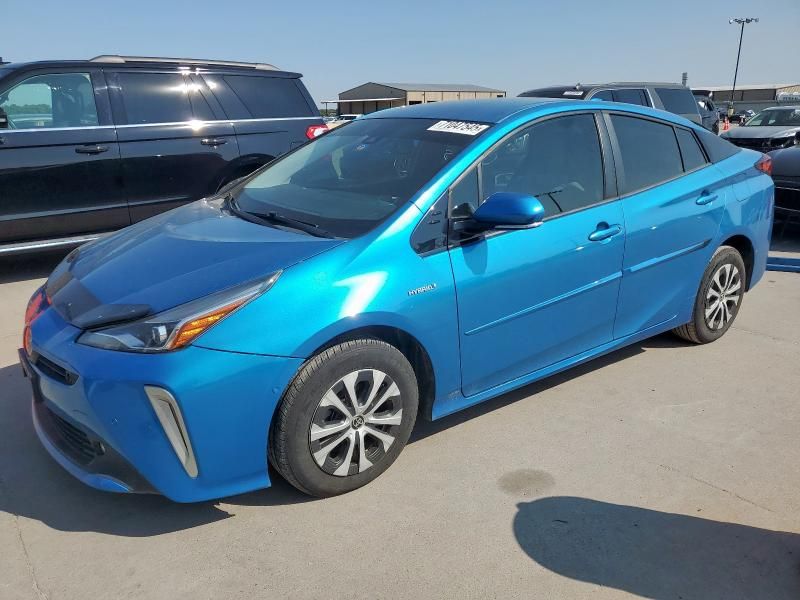 2020 Toyota Prius LE