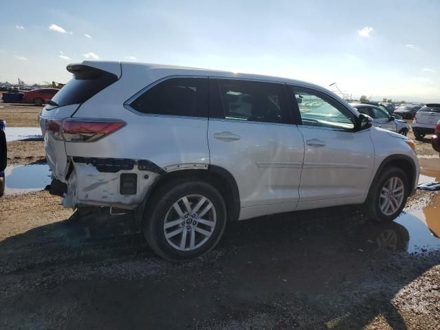 2016 Toyota Highlander LE
