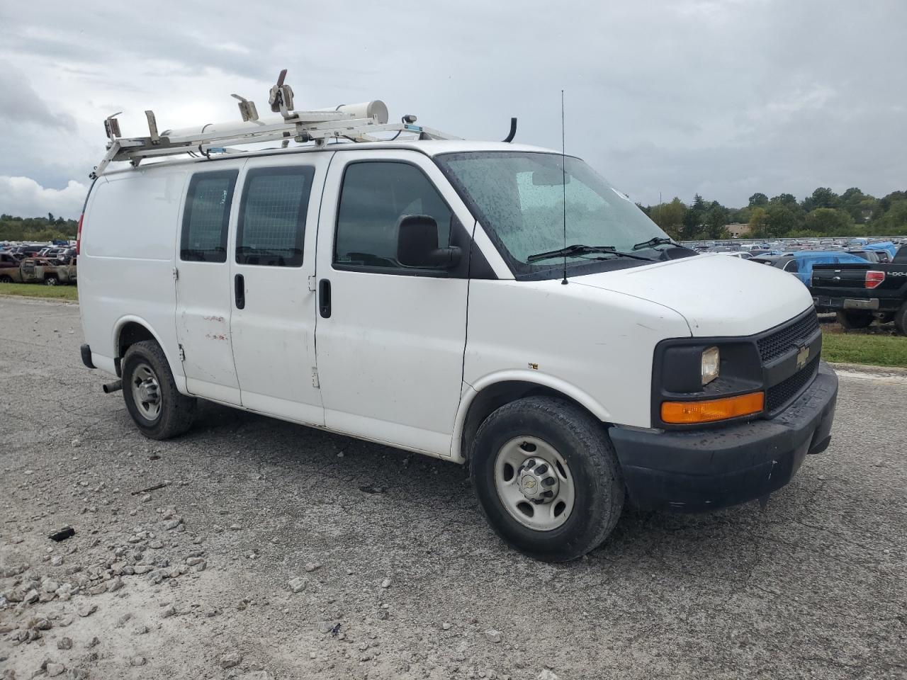 2013 Chev Express G2500