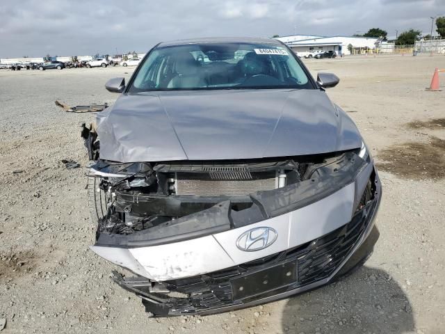 2023 Hyundai Elantra Limited