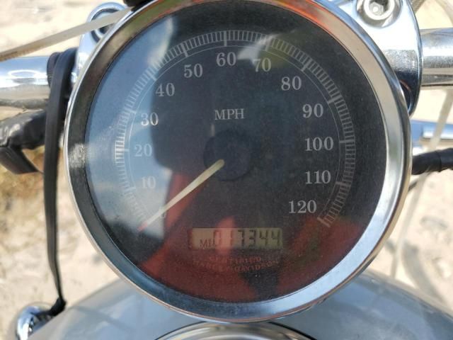 2005 Harley-Davidson XL1200 C