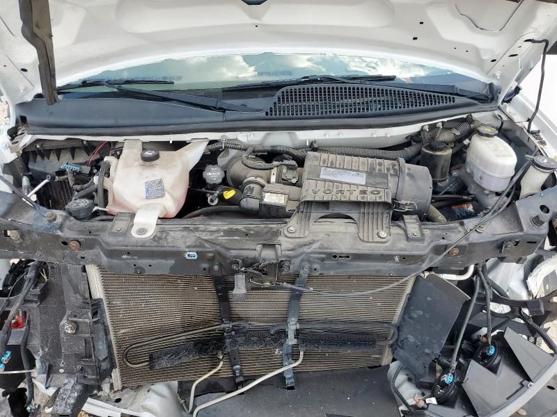 2020 Chevrolet Express G2500