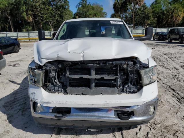 2015 Dodge RAM 1500 SLT
