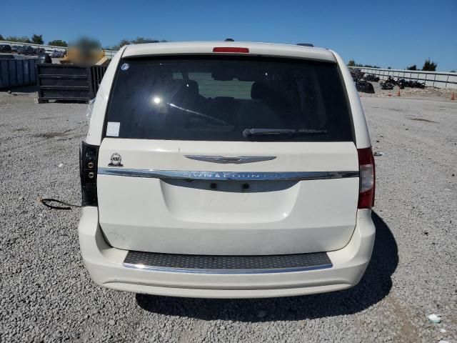 2012 Chrysler Town & Country Touring