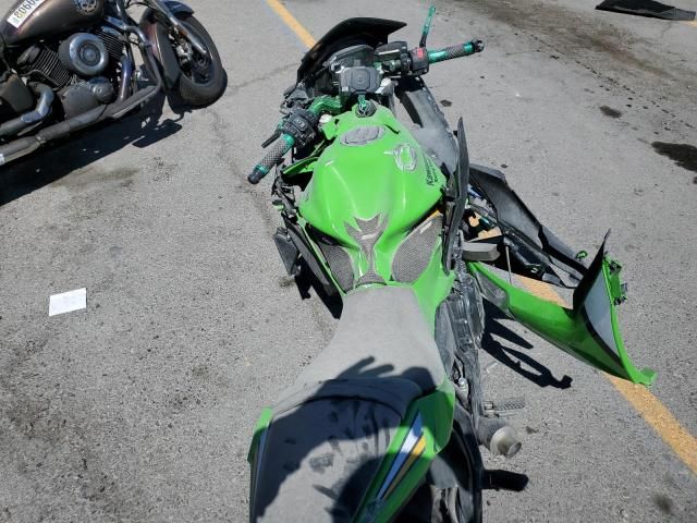 2025 Kawasaki EX650 P