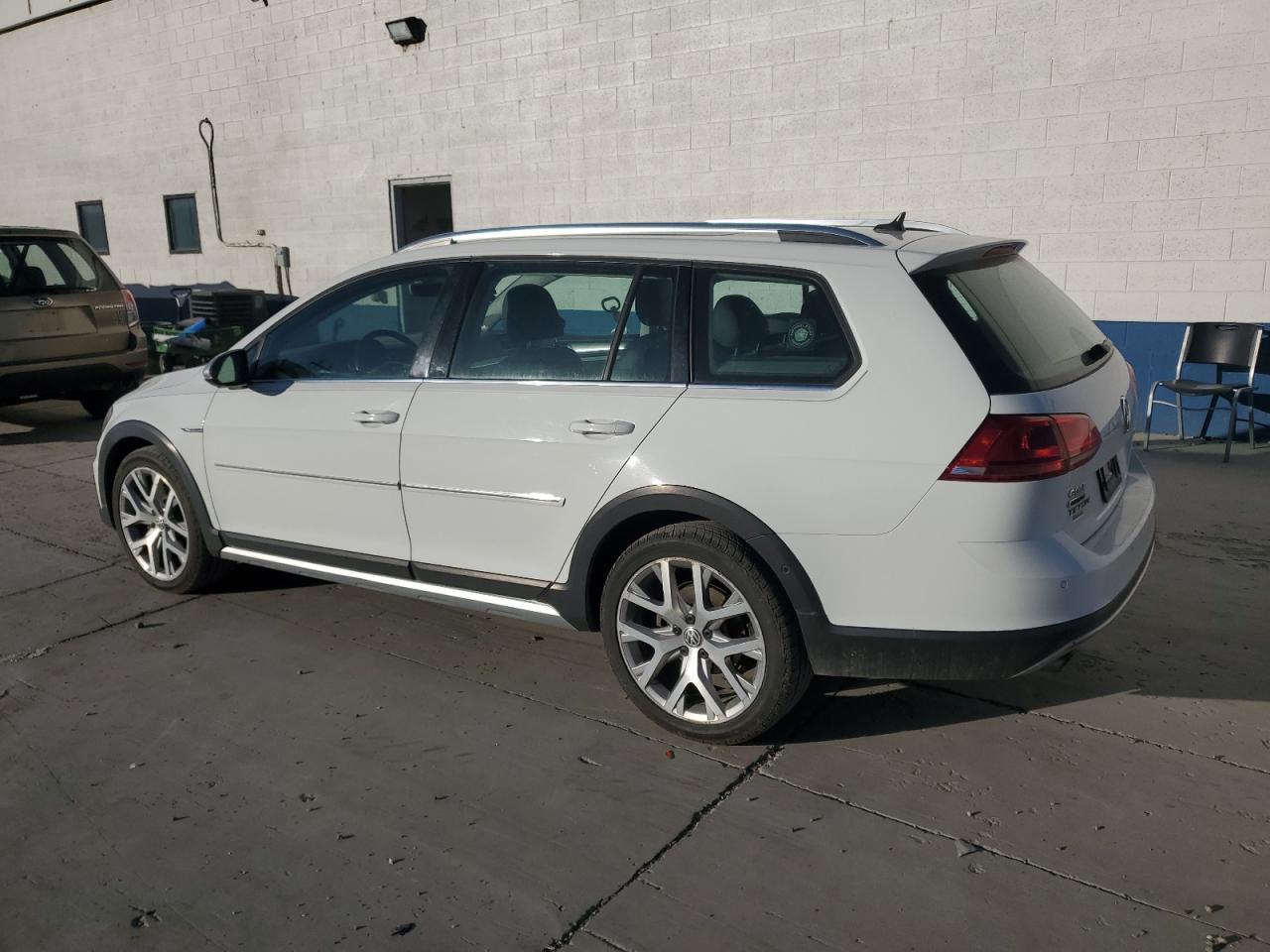 2017 Volkswagen Golf Alltrack s