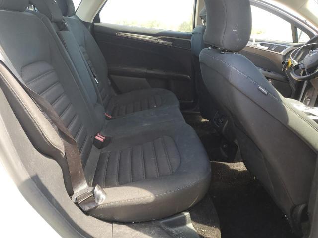 2017 Ford Fusion se Hybrid