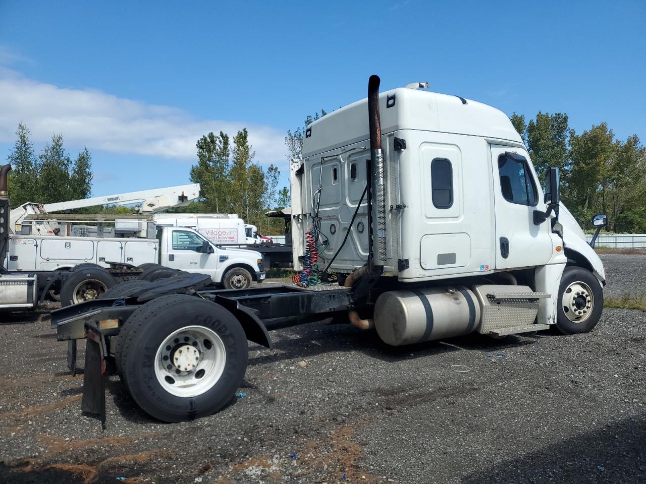 2020 Freigliner 2020 Freightliner Cascadia 125 Semi Truck