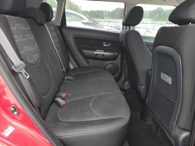 2013 KIA Soul +