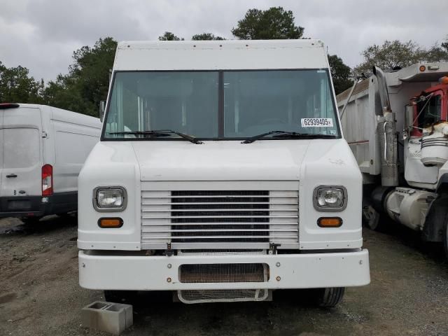 2015 Ford F59