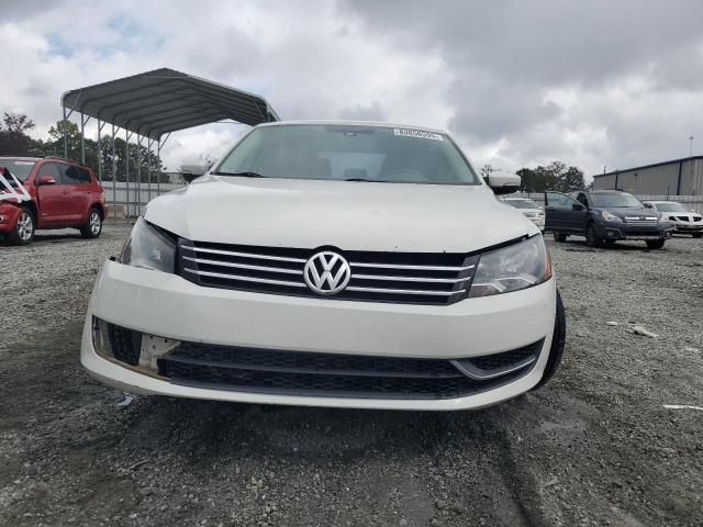 2014 Volkswagen Passat SE