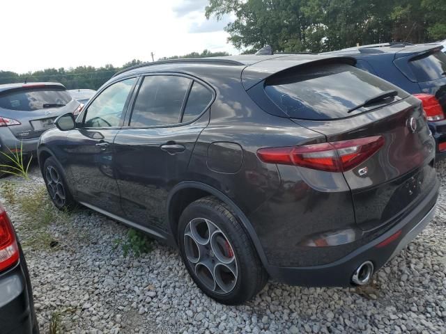 2018 Alfa Romeo Stelvio Sport
