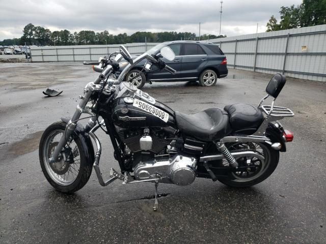 2011 Harley-Davidson Fxdc