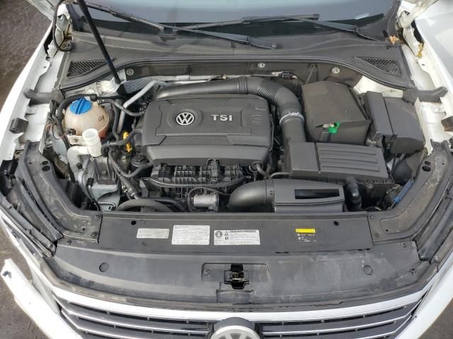 2017 Volkswagen Passat SE